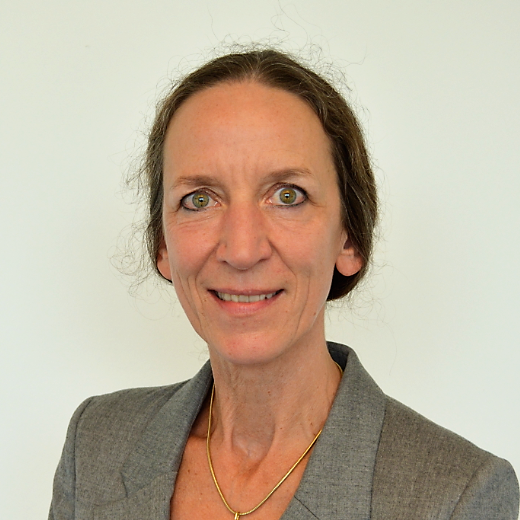 Dr. Petra Lochner